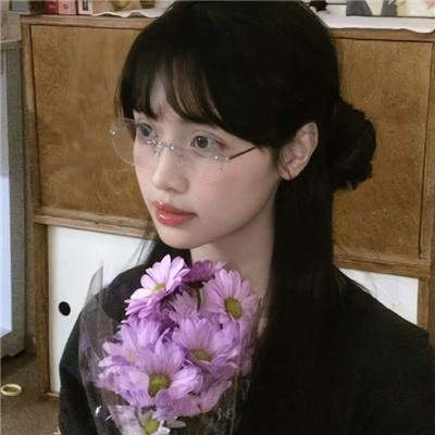 红粉妖魔